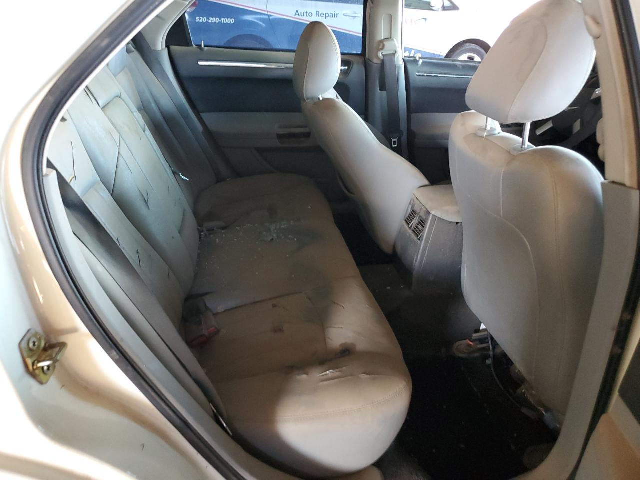 2006 Chrysler 300C VIN: 2C3KA63H46H107975 Lot: 85563065