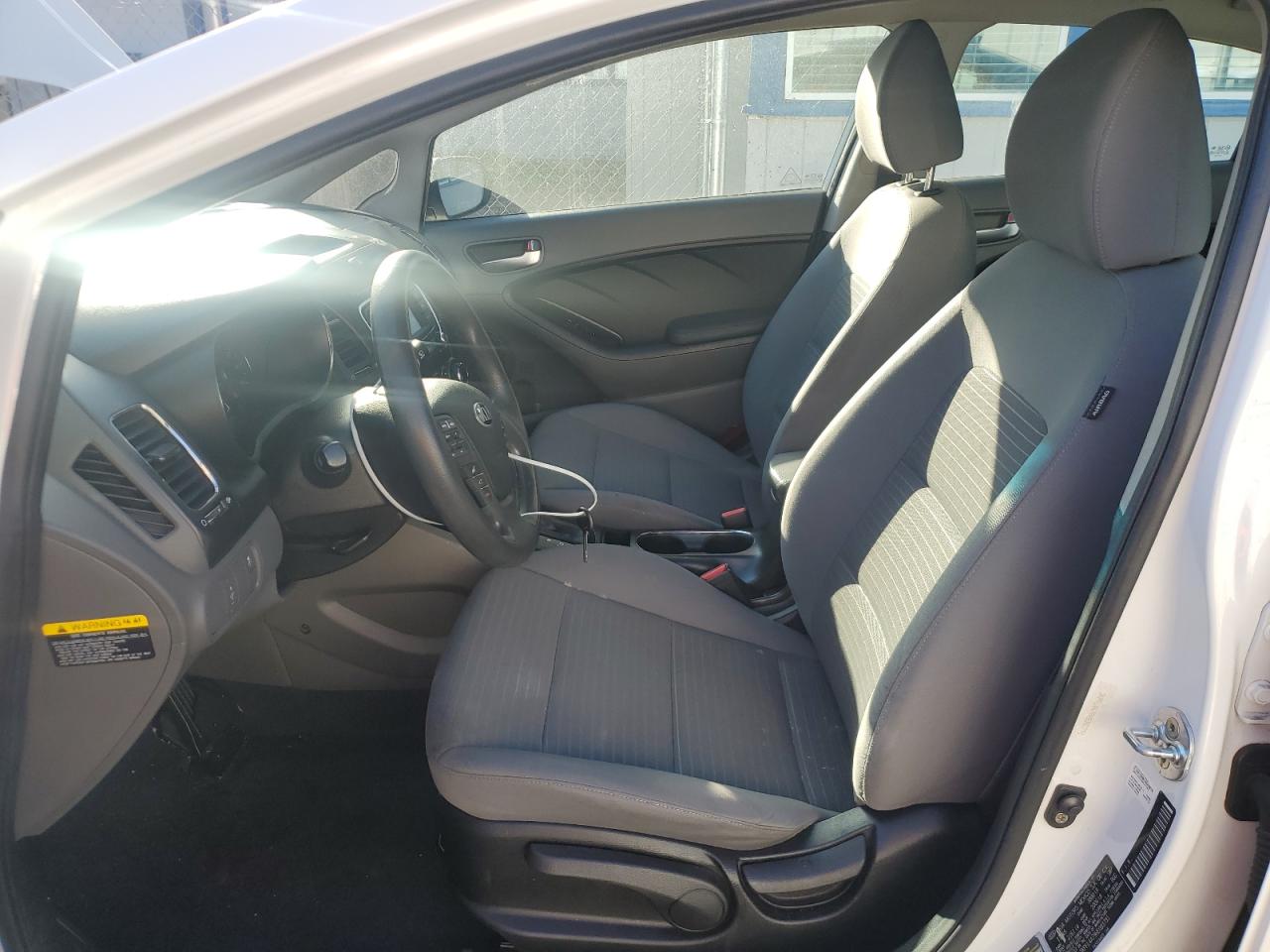 2017 Kia Forte Lx VIN: 3KPFL4A79HE083791 Lot: 82039625