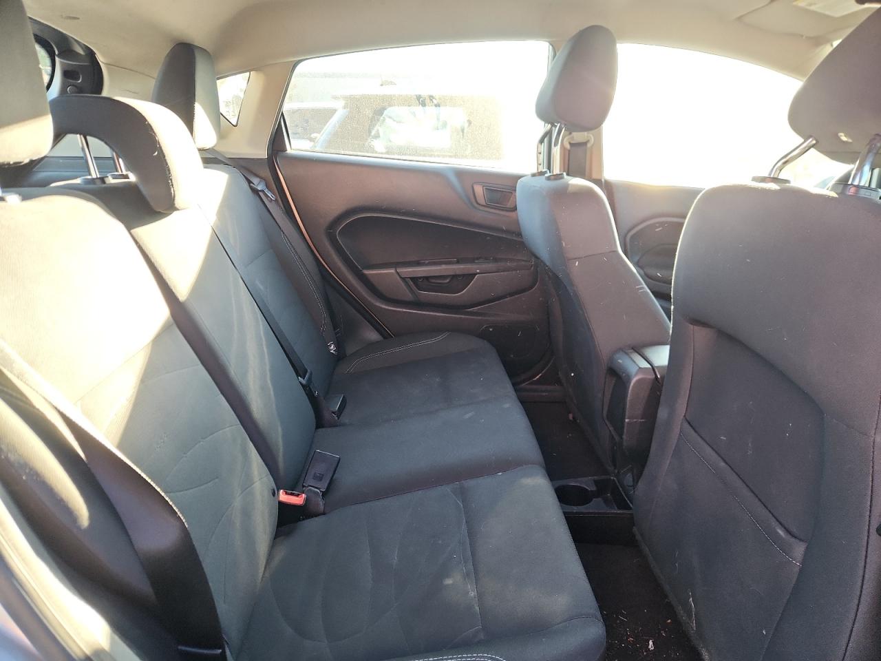 2019 Ford Fiesta Se VIN: 3FADP4EJ0KM107478 Lot: 90472995