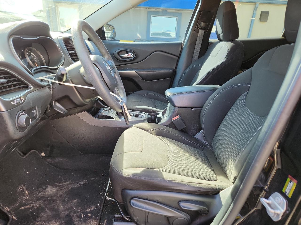 2020 Jeep Cherokee Latitude VIN: 1C4PJLCB1LD577711 Lot: 90523535