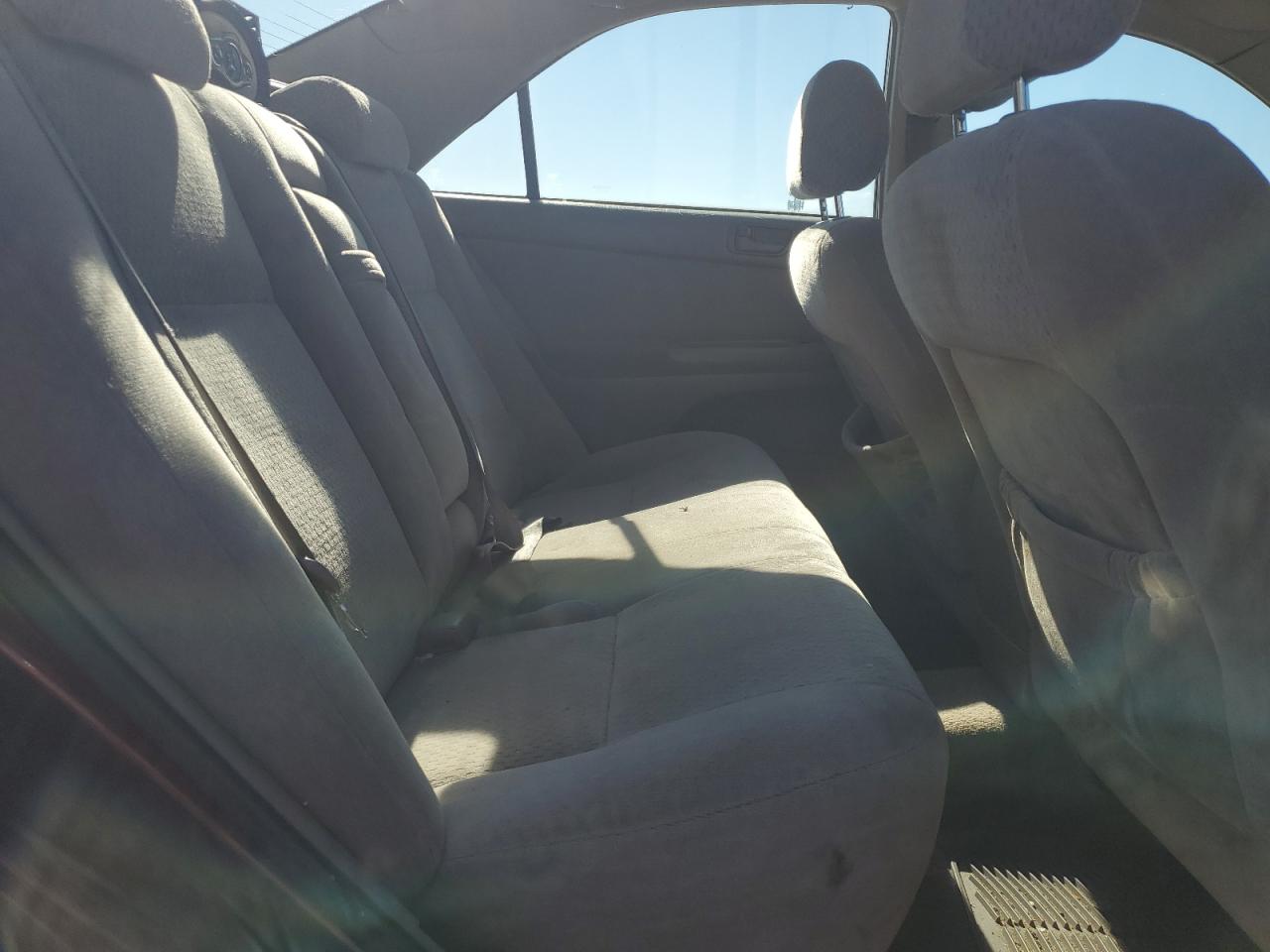 2004 Toyota Camry Le VIN: 4T1BE32K34U271249 Lot: 86603115