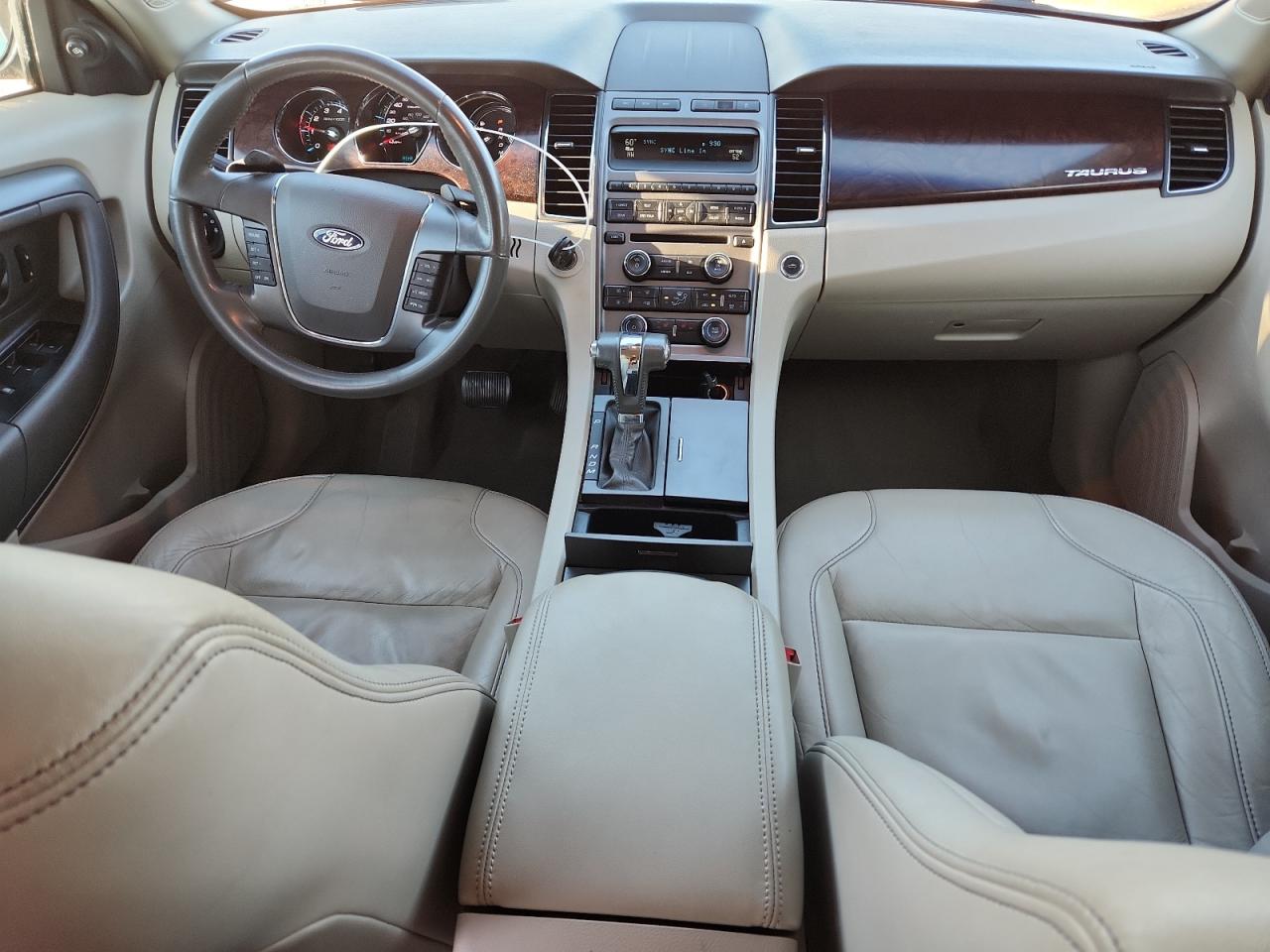 2010 Ford Taurus Sel VIN: 1FAHP2EW1AG153122 Lot: 89820775