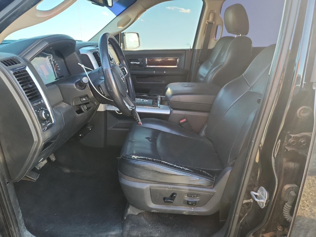 2010 Dodge Ram 1500 VIN: 1D7RV1CT5AS213137 Lot: 84411635