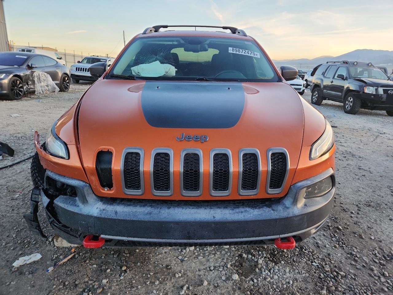 2015 Jeep Cherokee Trailhawk VIN: 1C4PJMBS2FW575451 Lot: 89872475
