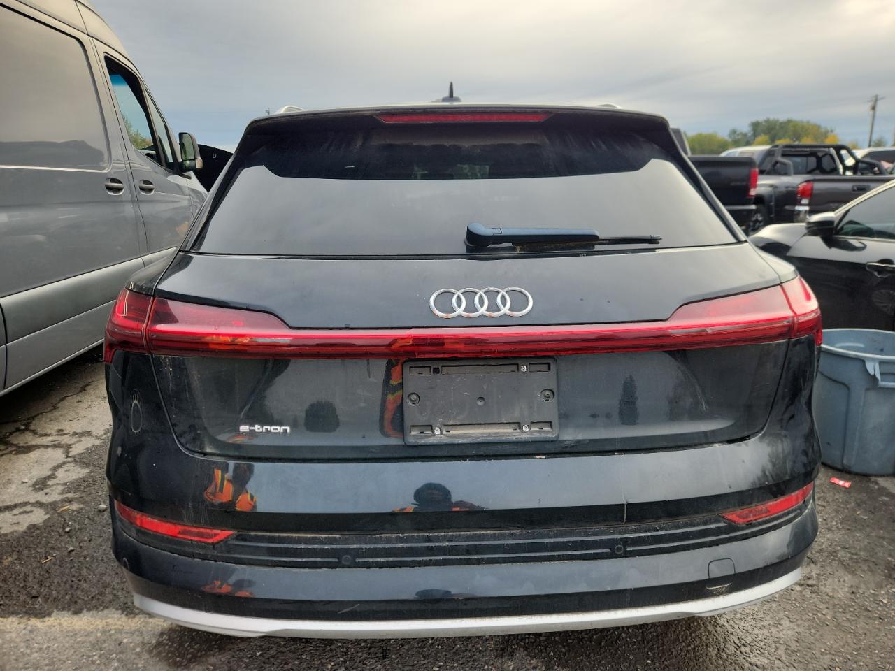 2019 Audi E-Tron Prestige VIN: WA1VAAGE4KB011224 Lot: 90250945