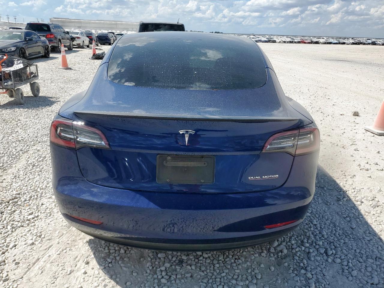 2022 Tesla Model 3 VIN: 5YJ3E1EC5NF329972 Lot: 85581365