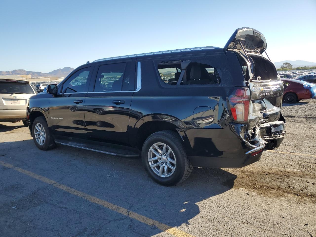 2022 Chevrolet Suburban C1500 Lt VIN: 1GNSCCKD9NR147834 Lot: 84473785