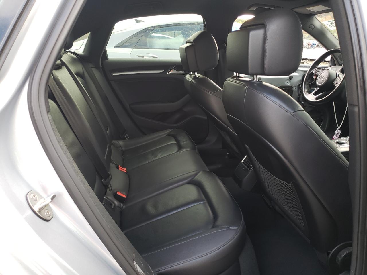 2017 Audi A3 Premium VIN: WAUB8GFF2H1047992 Lot: 87378055