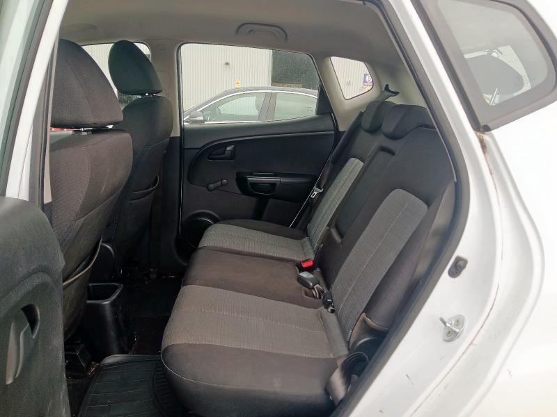 2014 KIA VENGA 1 AIR CRDI 