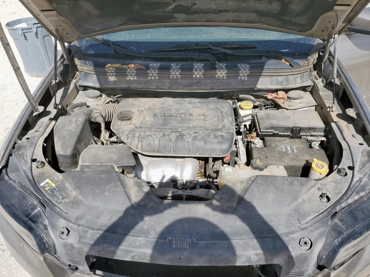 2019 Jeep Cherokee Latitude VIN: 1C4PJLCB0KD365624 Lot: 84645185