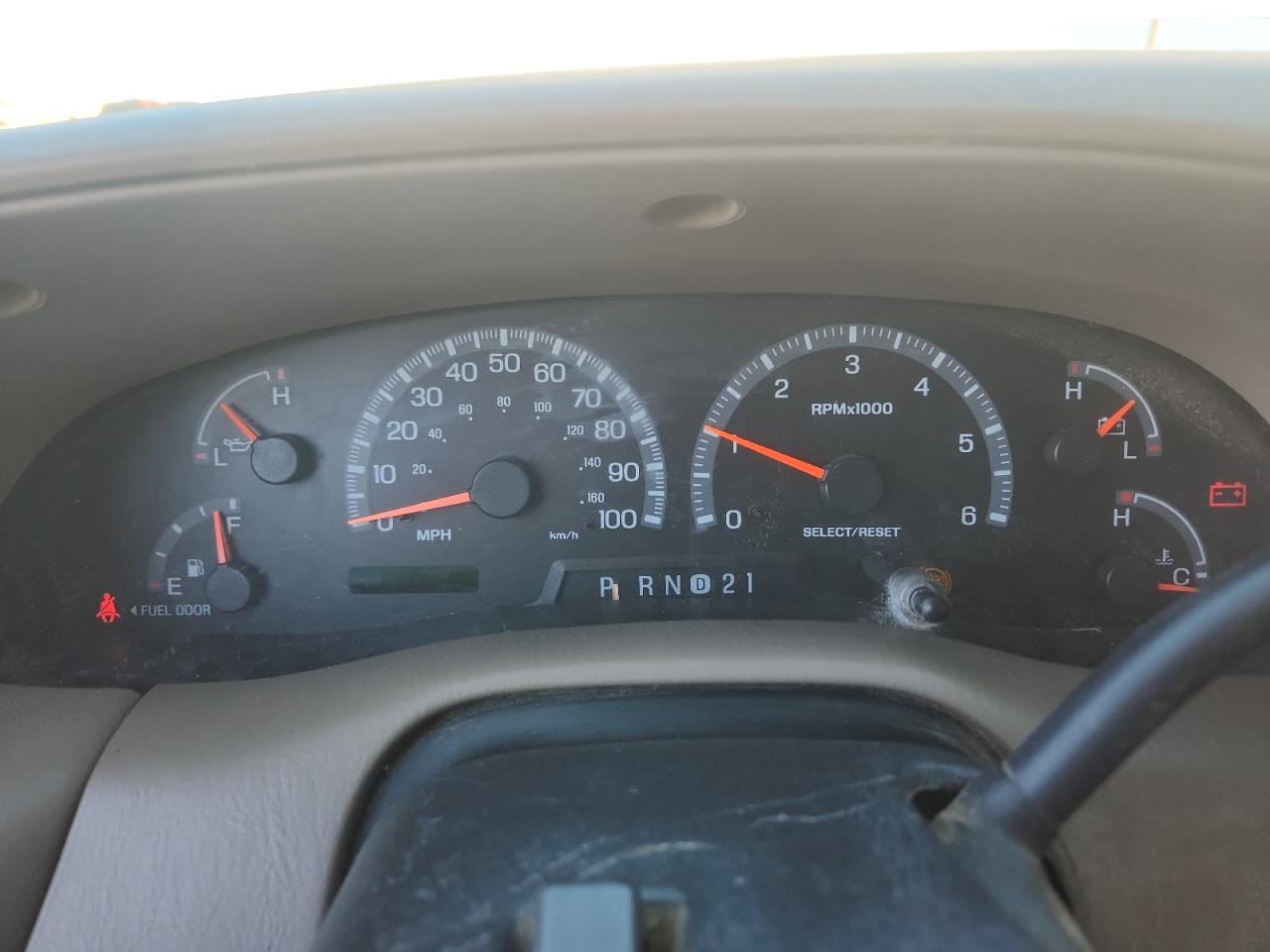 2000 Ford F150 VIN: 1FTRX17L4YKA28490 Lot: 83839995