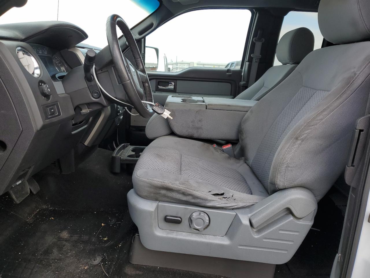 2014 Ford F150 Super Cab VIN: 1FTFX1EF8EKD26682 Lot: 85926825