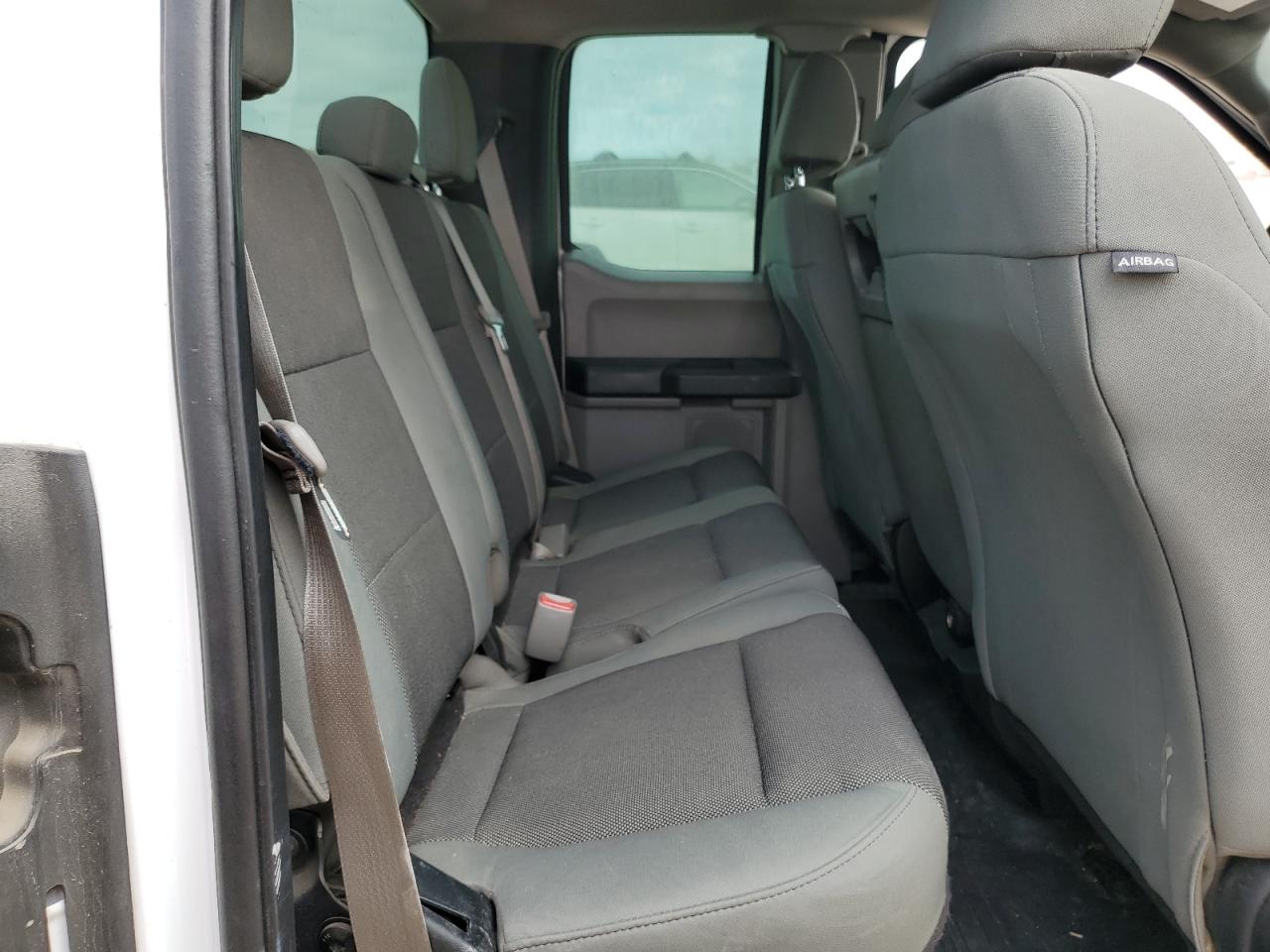 2016 Ford F150 Super Cab VIN: 1FTEX1CP1GKF57241 Lot: 89678315