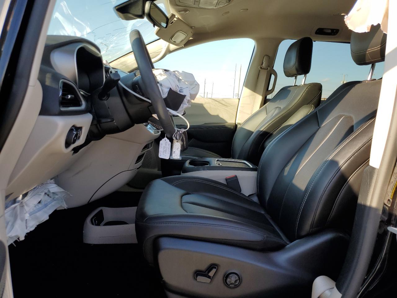 2024 Chrysler Pacifica Touring L VIN: 2C4RC1BG7RR171507 Lot: 82760095