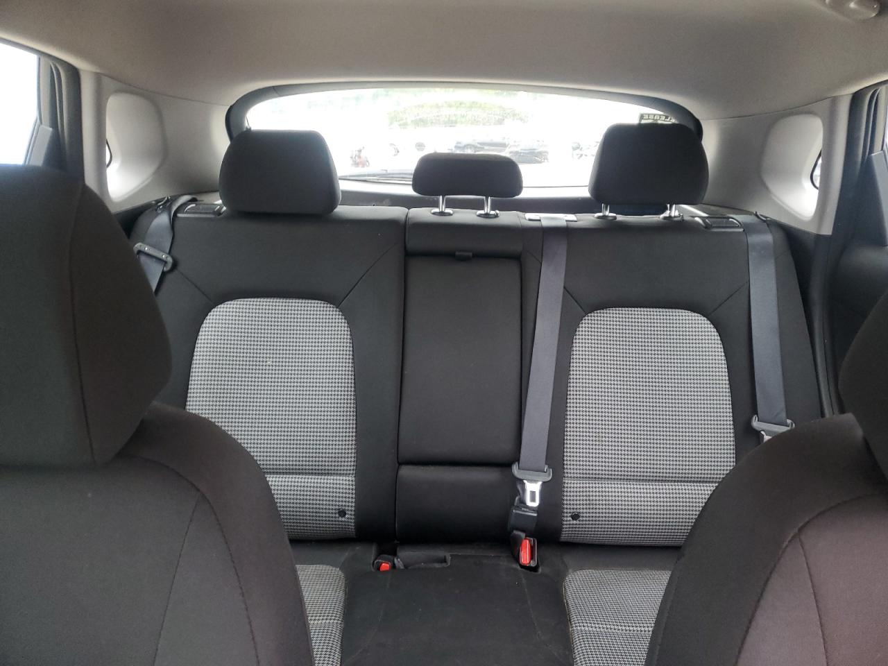 2019 Hyundai Kona Se VIN: KM8K12AA8KU336107 Lot: 86301055