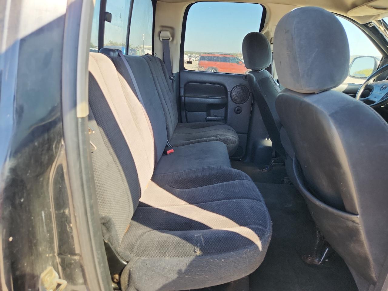 2003 Dodge Ram 1500 St VIN: 1D7HA18N83J586411 Lot: 86676195