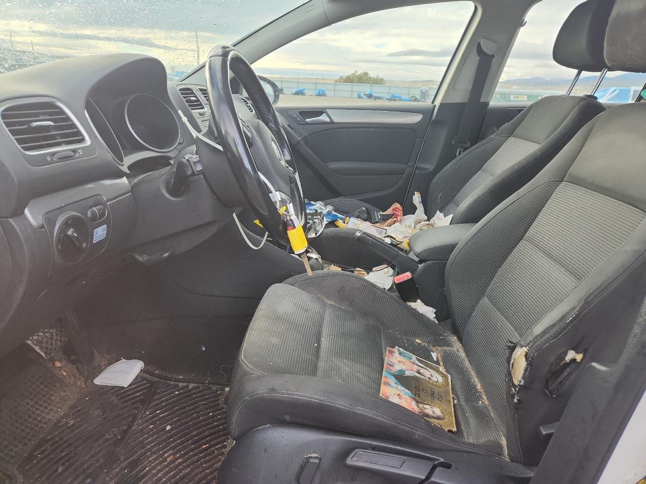 2013 Volkswagen Golf VIN: WVWDM7AJ4DW084283 Lot: 85902705