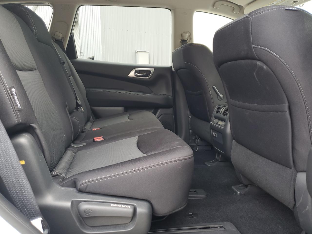 2019 Nissan Pathfinder S VIN: 5N1DR2MM9KC632301 Lot: 84648295