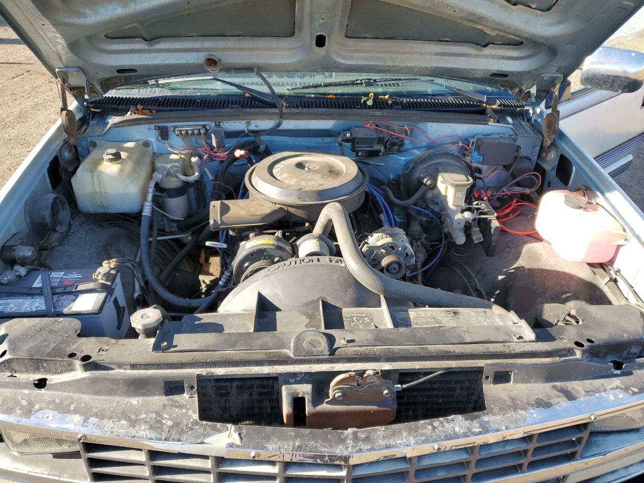 1989 Chevrolet Gmt-400 K1500 VIN: 2GCDK14H2K1135893 Lot: 82460495