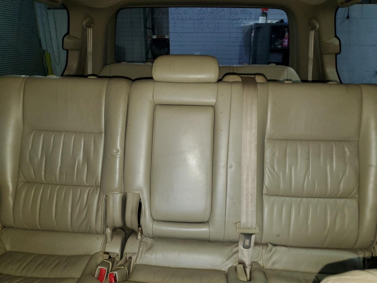 2005 Toyota Land Cruiser VIN: JTEHT05J652068192 Lot: 87212245