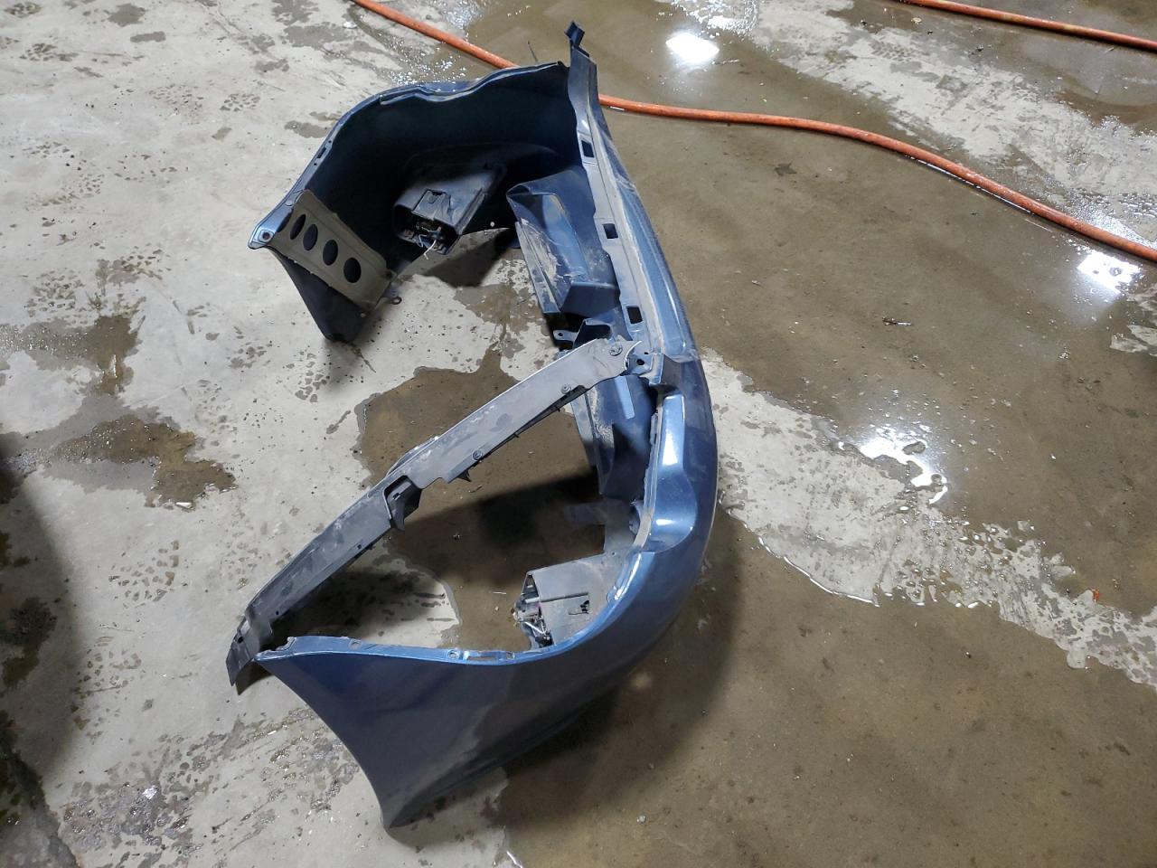 2007 Subaru Legacy 2.5I Limited VIN: 4S3BL626477201275 Lot: 84773425