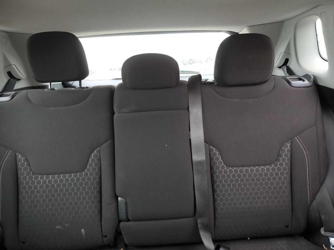 2020 Jeep Compass Sport VIN: 3C4NJCAB5LT253083 Lot: 82331125