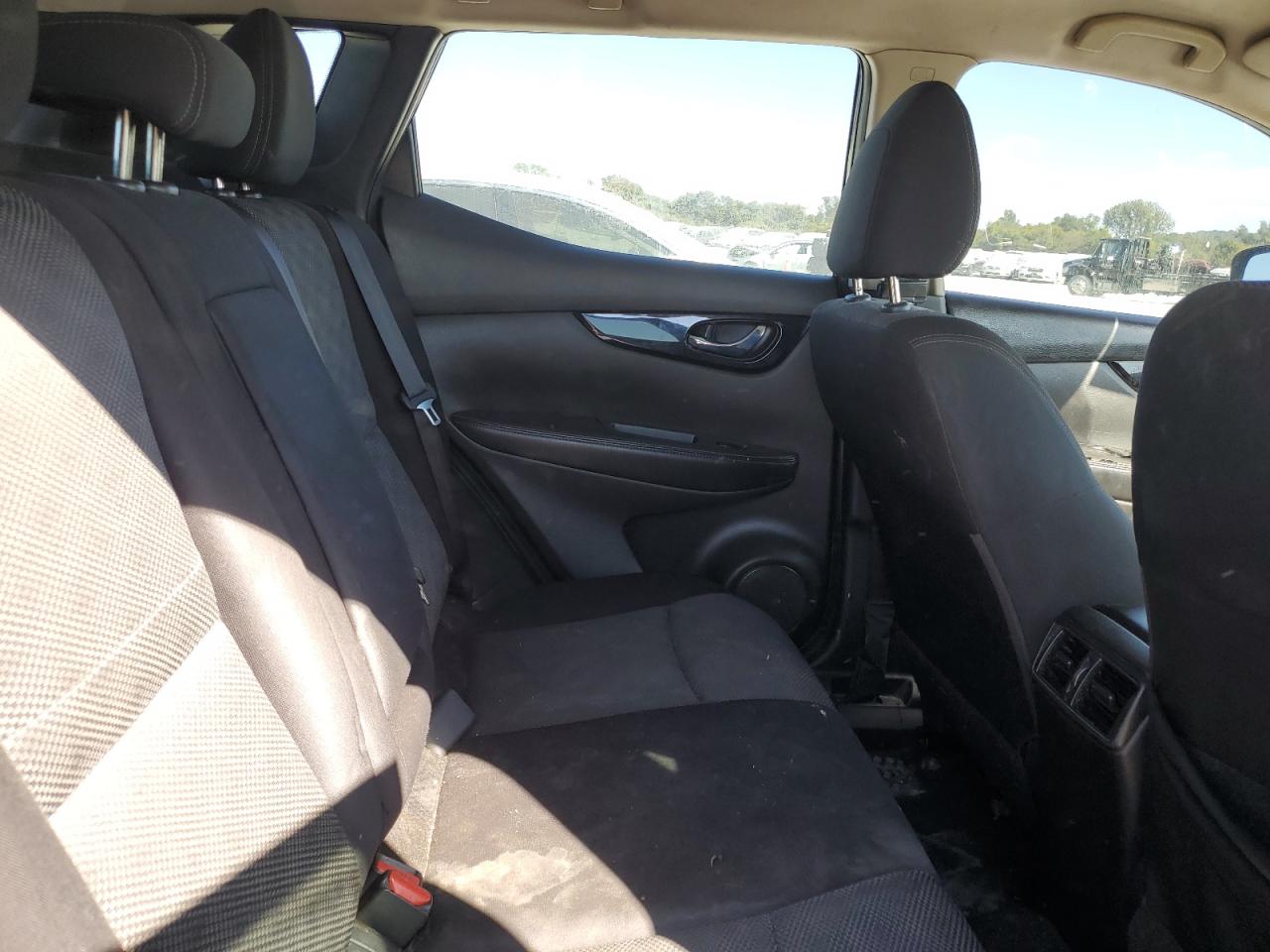 2017 Nissan Rogue Sport S VIN: JN1BJ1CR1HW135425 Lot: 86250465