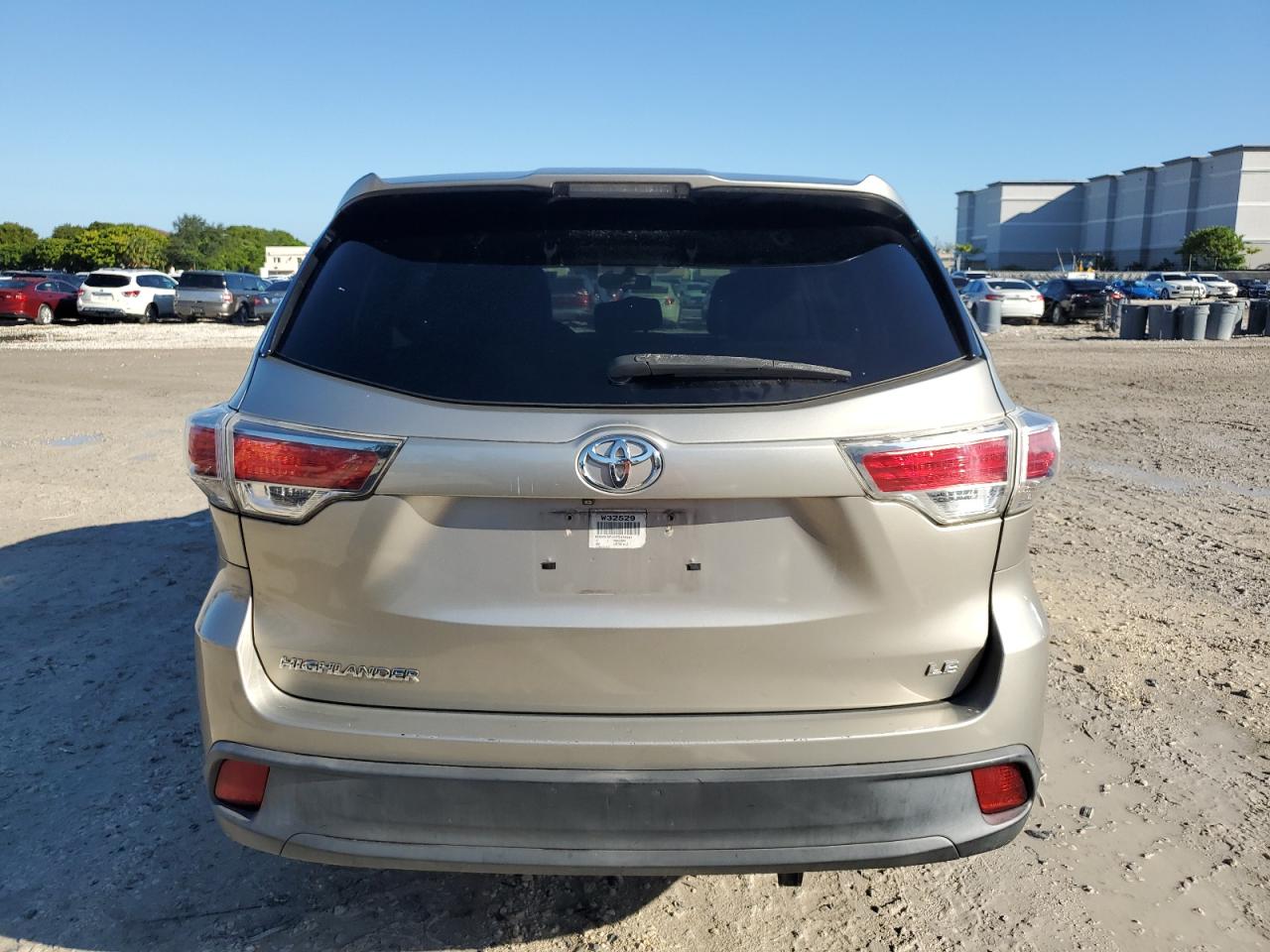 2015 Toyota Highlander Le VIN: 5TDZKRFH4FS072361 Lot: 82431065