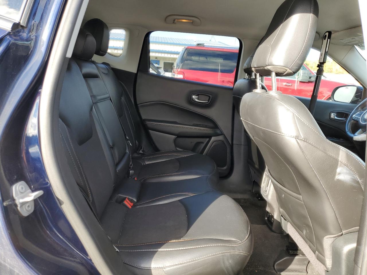 2019 Jeep Compass Latitude VIN: 3C4NJDBB3KT696268 Lot: 82649775