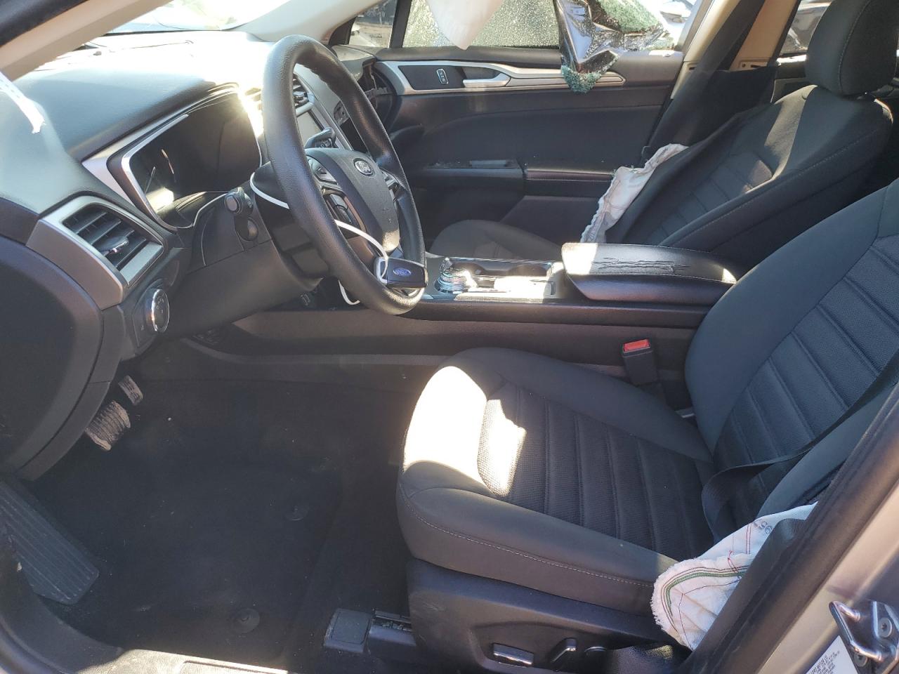 2020 Ford Fusion Se VIN: 3FA6P0LU4LR226685 Lot: 86703095