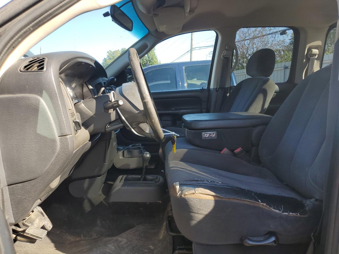 2002 Dodge Ram 1500 VIN: 1D7HU18N32S581990 Lot: 85113515