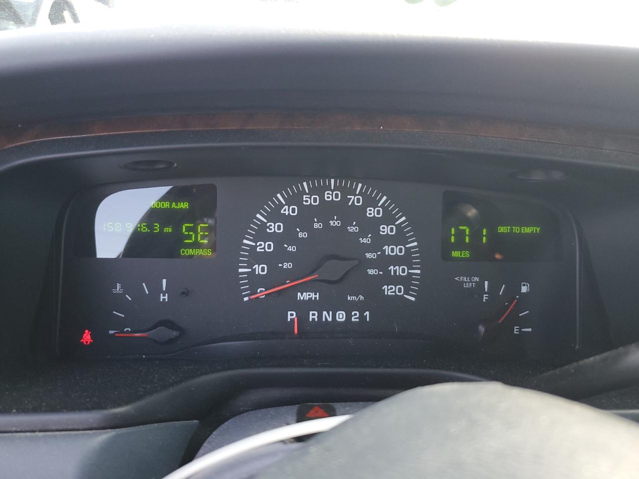 2001 Lincoln Town Car Signature VIN: 1LNHM82W11Y707761 Lot: 89661485