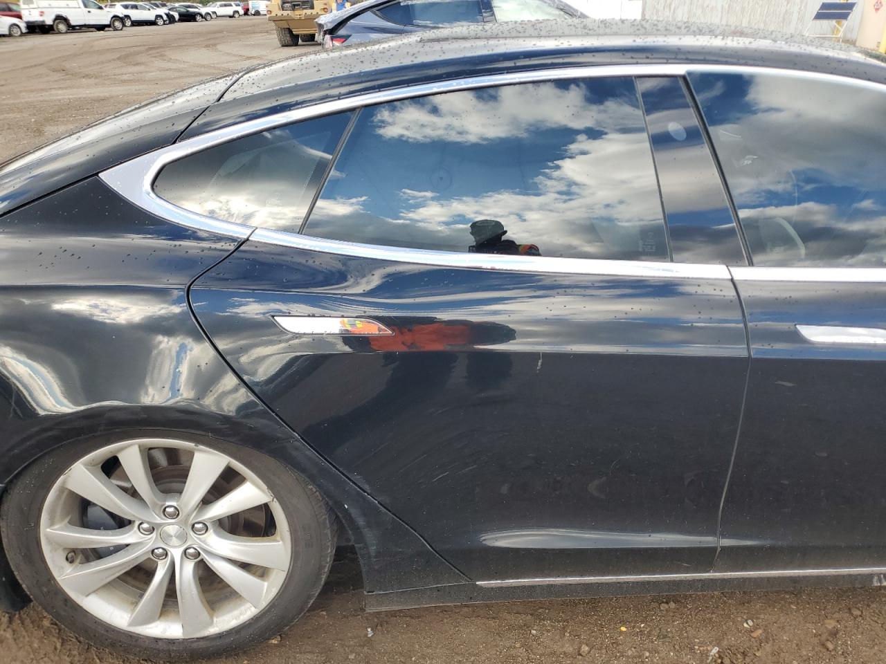 2017 Tesla Model S VIN: 5YJSA1E20HF189722 Lot: 82642225