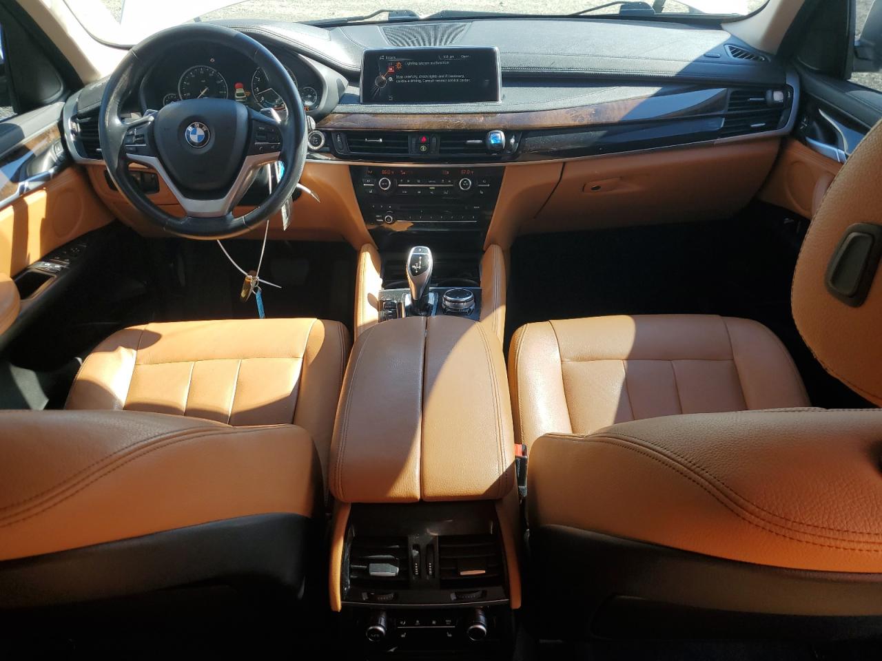 Фото: 5UXKU2C52G0N79890