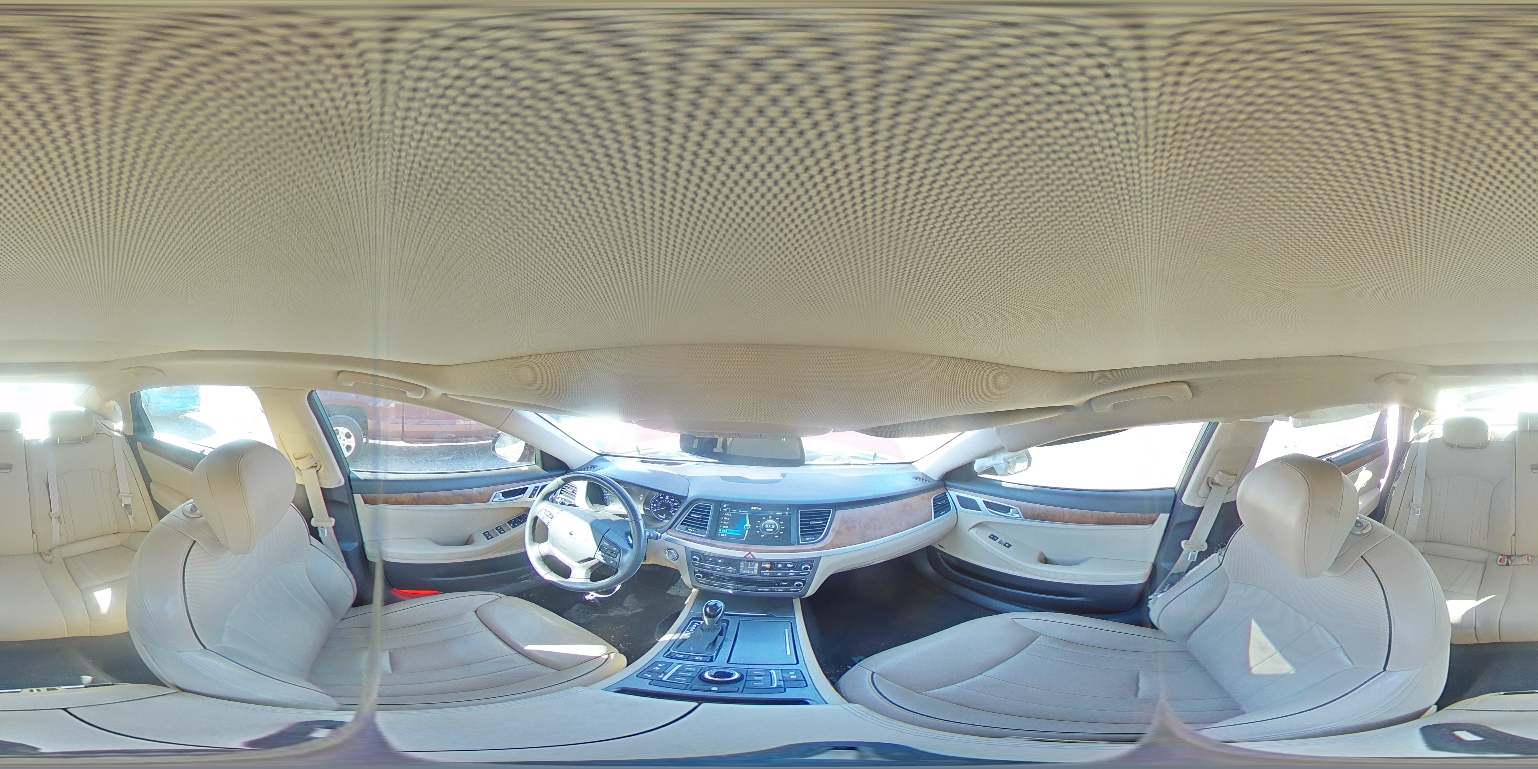 2015 Hyundai Genesis 3.8L VIN: KMHGN4JEXFU063993 Lot: 82696645