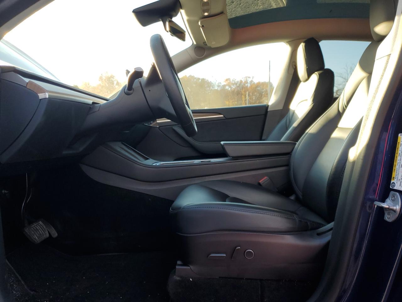 2023 Tesla Model Y VIN: 7SAYGDEE3PF667881 Lot: 82778805