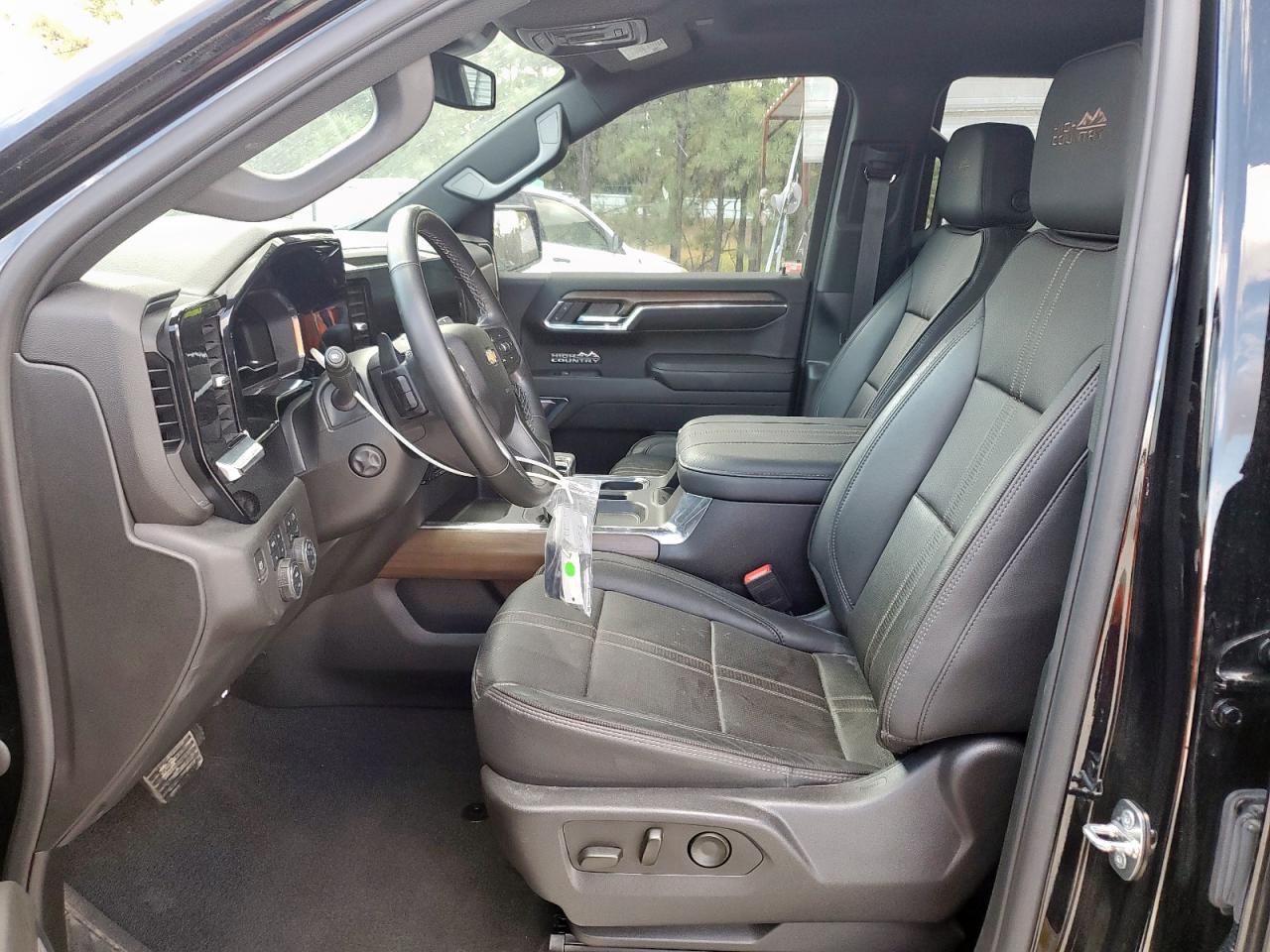 2024 Chevrolet Silverado K1500 High Country VIN: 1GCUDJEL2RZ106179 Lot: 84023155