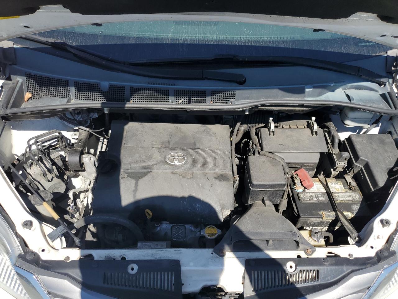 2011 Toyota Sienna Xle VIN: 5TDYK3DC8BS174661 Lot: 84907795