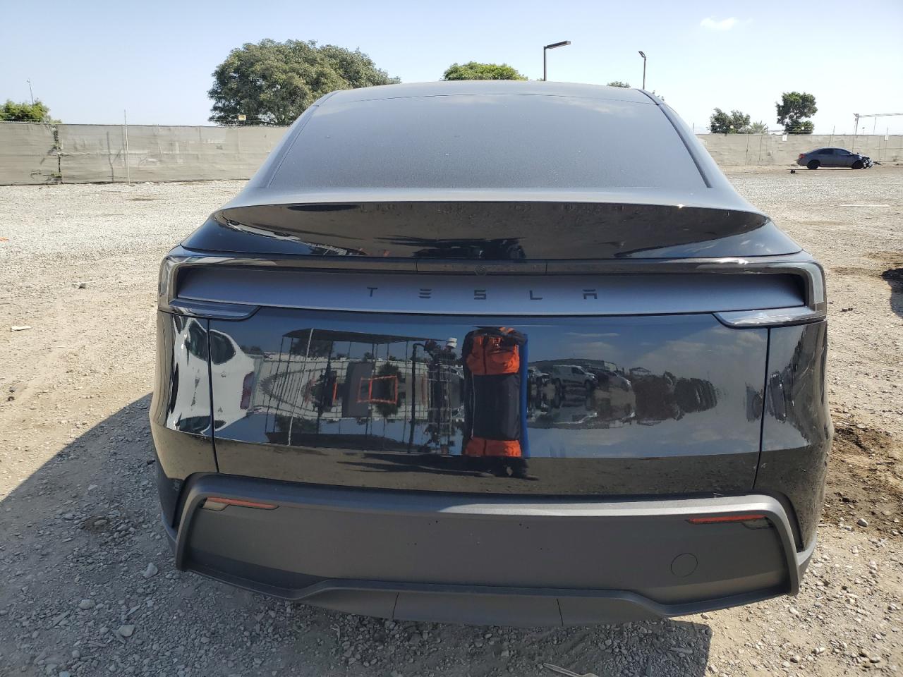 2026 Tesla Model Y VIN: 7SAYGDED4TF423982 Lot: 84398895