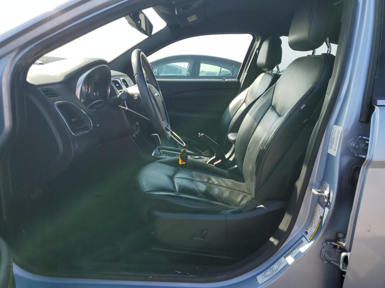 2014 Chrysler 200 Limited VIN: 1C3CCBCG1EN197977 Lot: 89825825