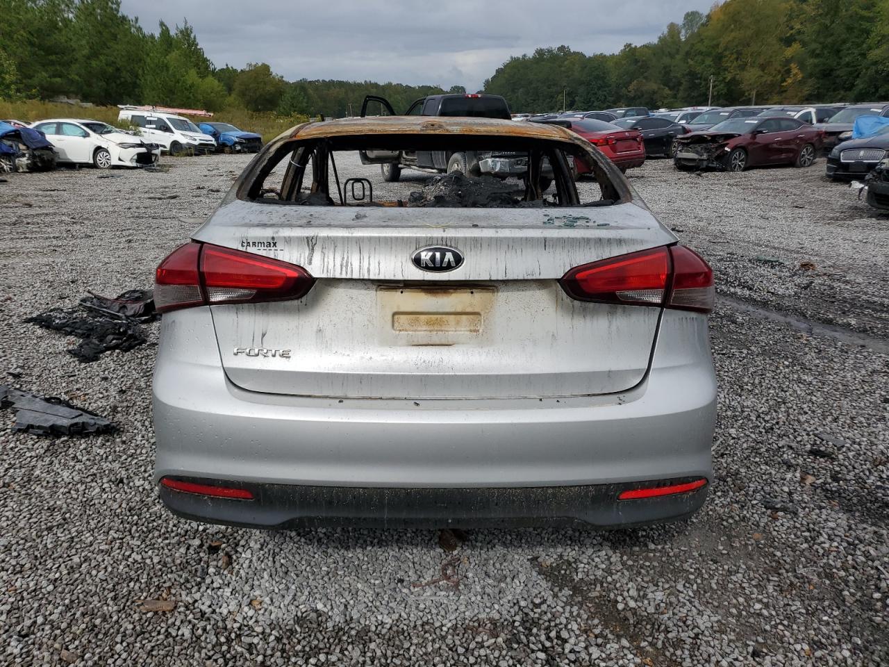 2017 Kia Forte Lx VIN: 3KPFK4A72HE016517 Lot: 85142365