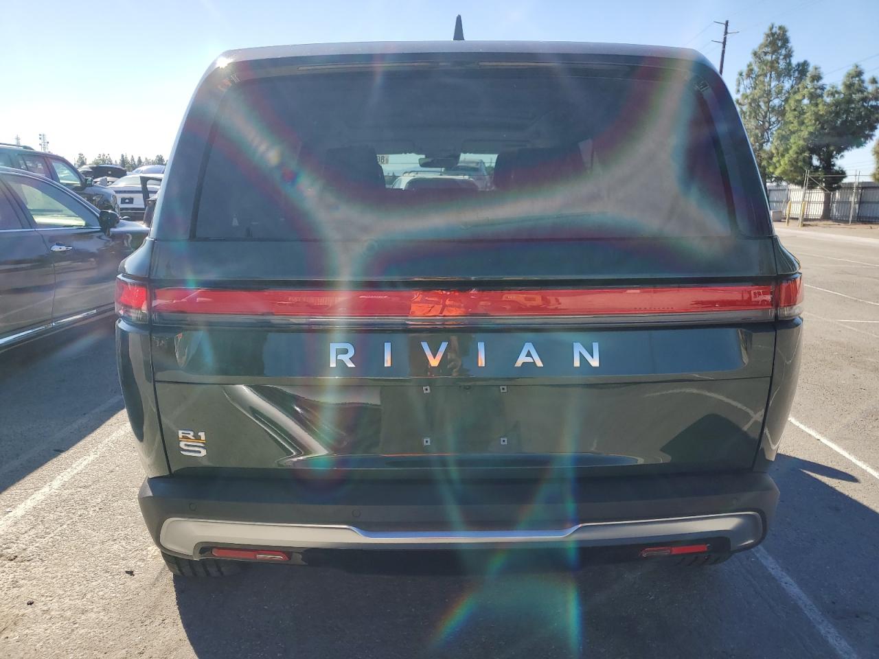2023 Rivian R1S Adventure VIN: 7PDSGABA2PN023821 Lot: 86901275
