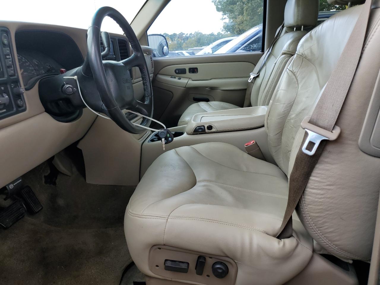 2002 GMC Yukon VIN: 1GKEK13Z32J294785 Lot: 84557305