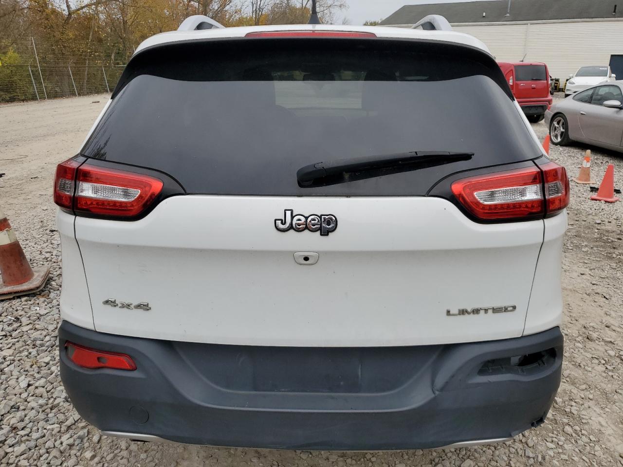 2016 Jeep Cherokee Limited VIN: 1C4PJMDB8GW335366 Lot: 90829365