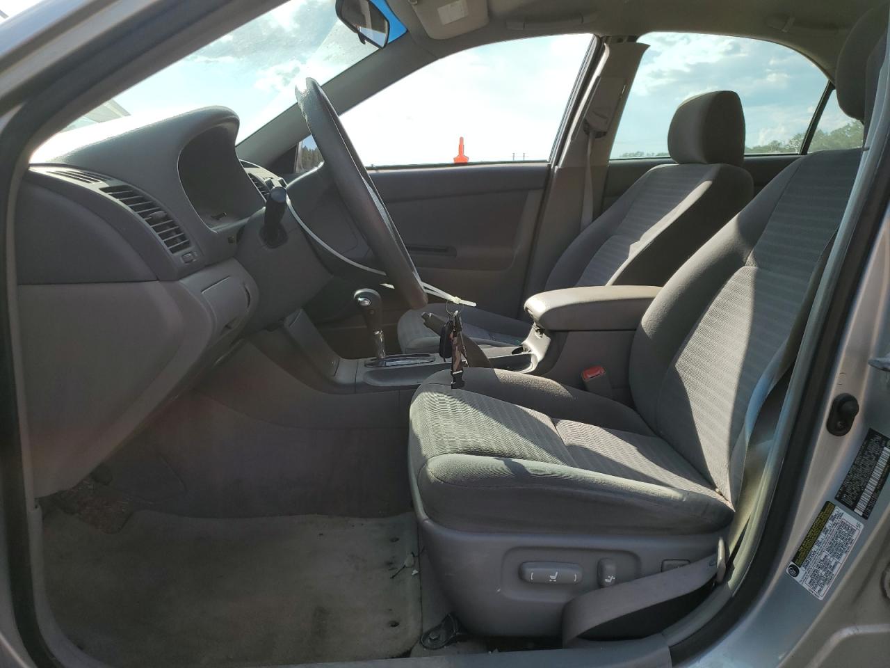 2005 Toyota Camry Le VIN: 4T1BE32K75U408405 Lot: 84635945