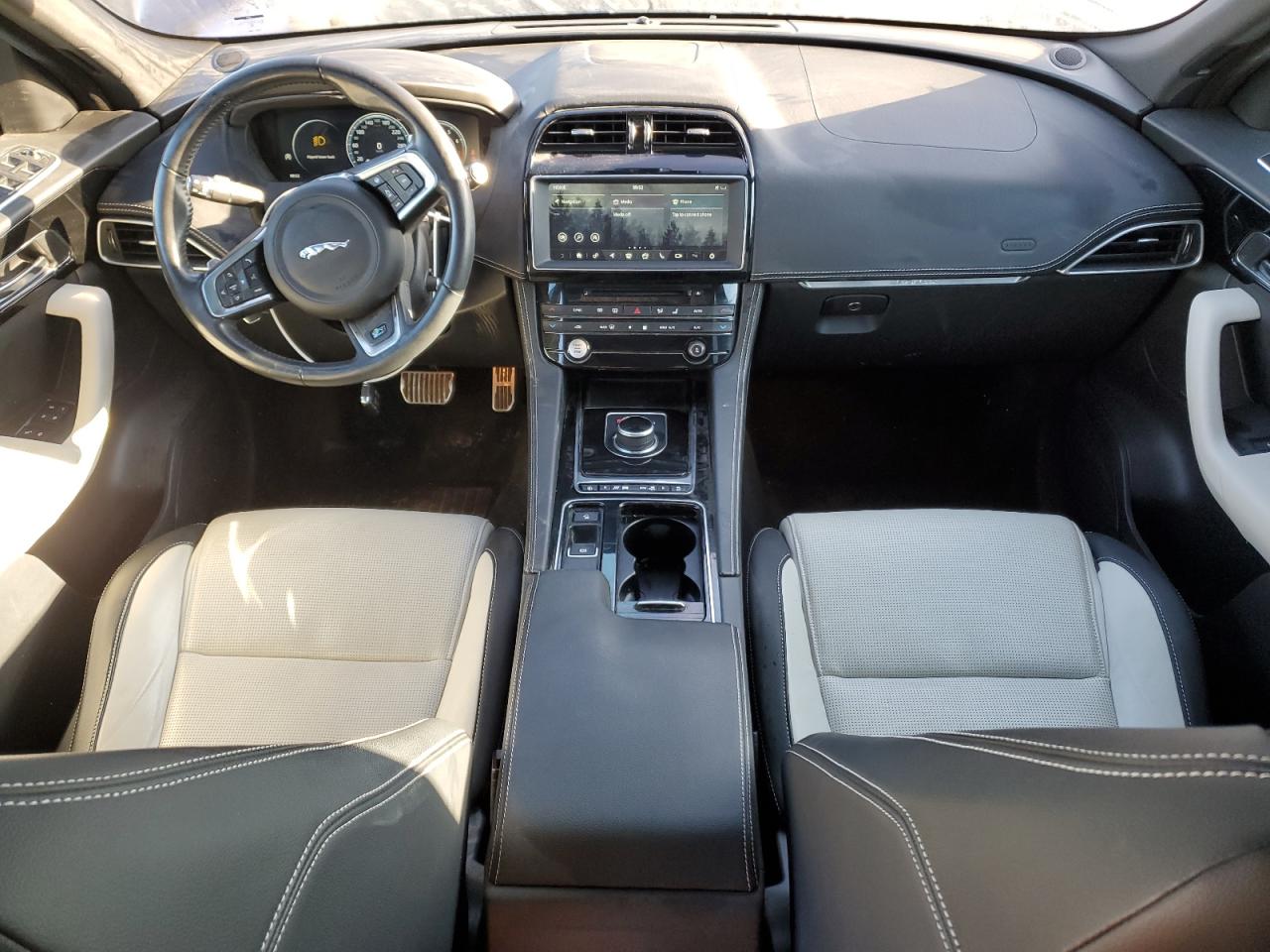 2018 Jaguar F-Pace R - Sport VIN: SADCL2FX0JA235065 Lot: 86181775