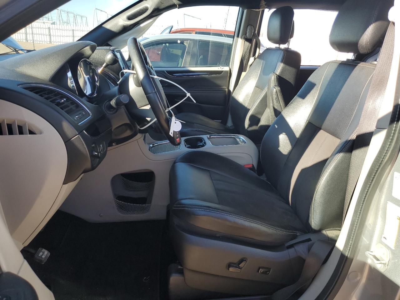 2019 Dodge Grand Caravan Sxt VIN: 2C4RDGCG3KR661057 Lot: 86289085