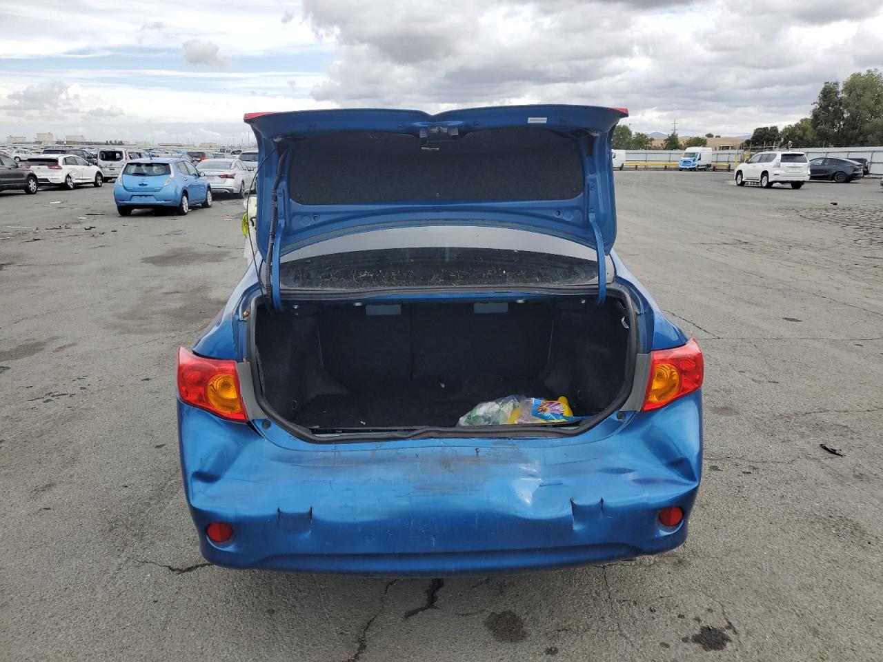 2010 Toyota Corolla Base VIN: 1NXBU4EE1AZ183469 Lot: 81986925