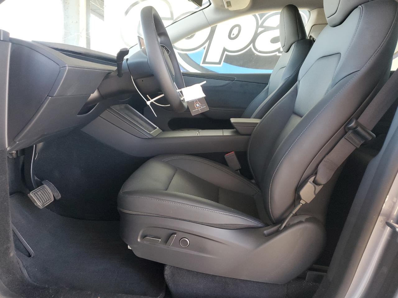 2026 Tesla Model Y VIN: 7SAYGDEE8TF328964 Lot: 87102195