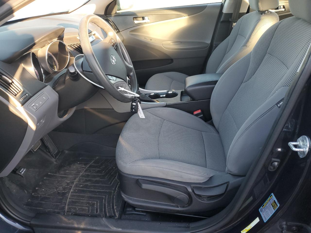 2013 Hyundai Sonata Gls VIN: 5NPEB4AC5DH745061 Lot: 82312005